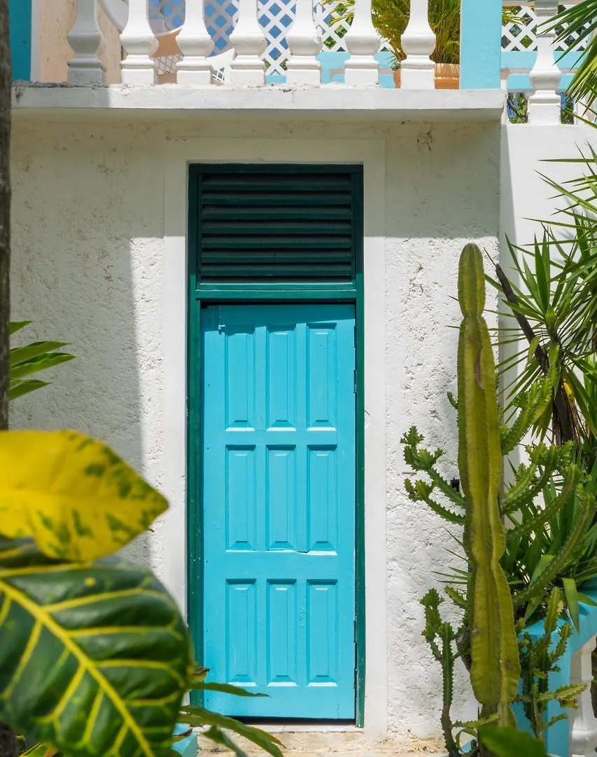 Hotel Legends Beach Resort Negril