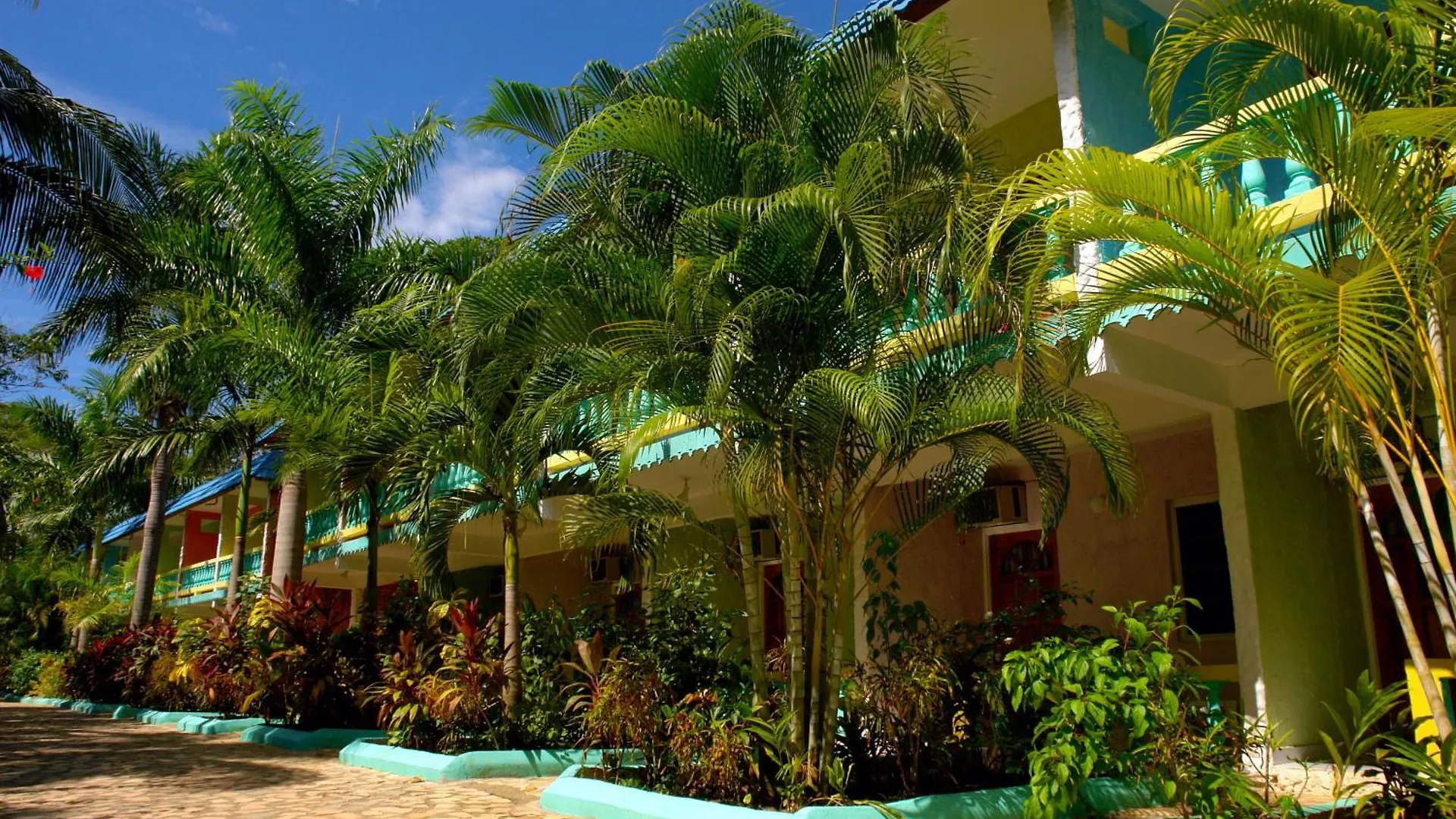 Legends Beach Resort Negril