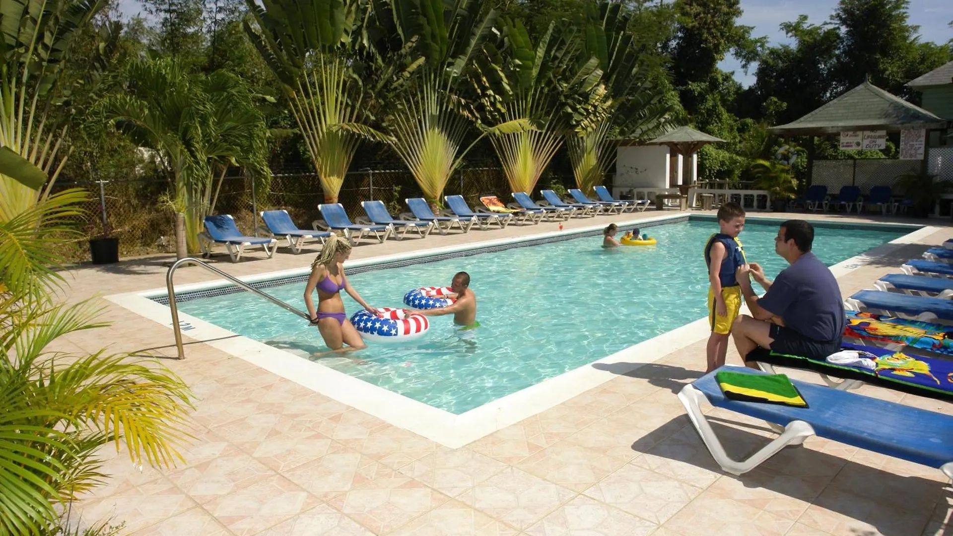 Legends Beach Resort Negril 3*,