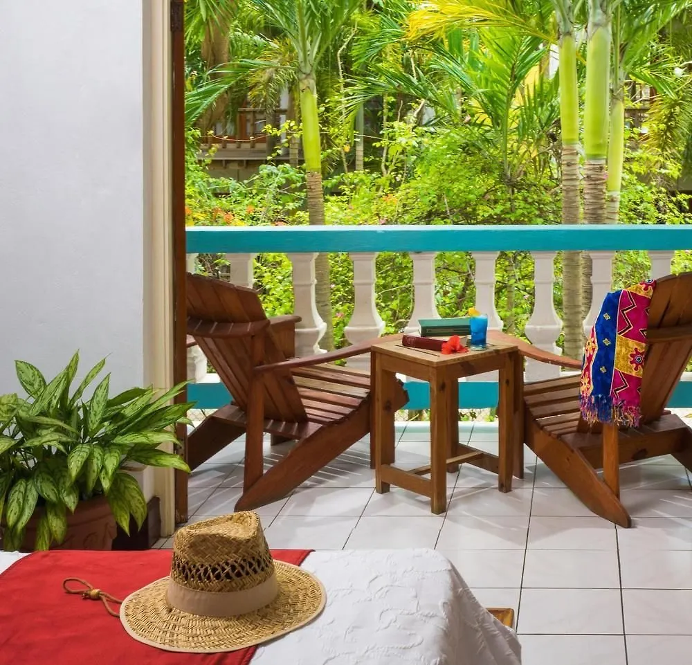 Hotel Legends Beach Resort Negril